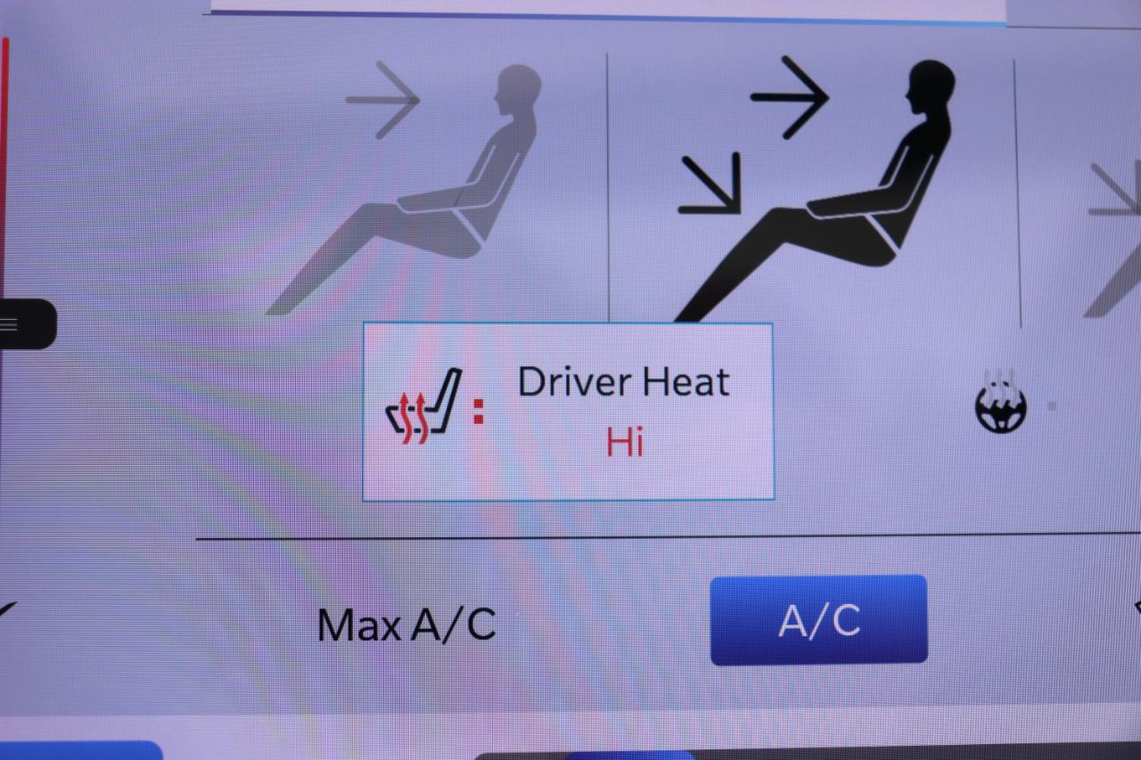 Chrysler Pacifica Limited FWD 2025