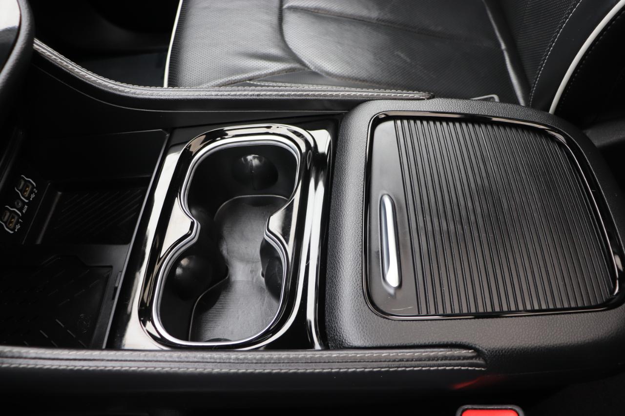 Chrysler Pacifica Limited FWD 2025