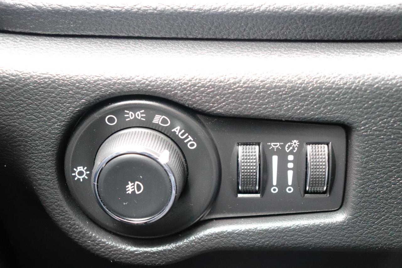 Chrysler Pacifica Limited FWD 2025