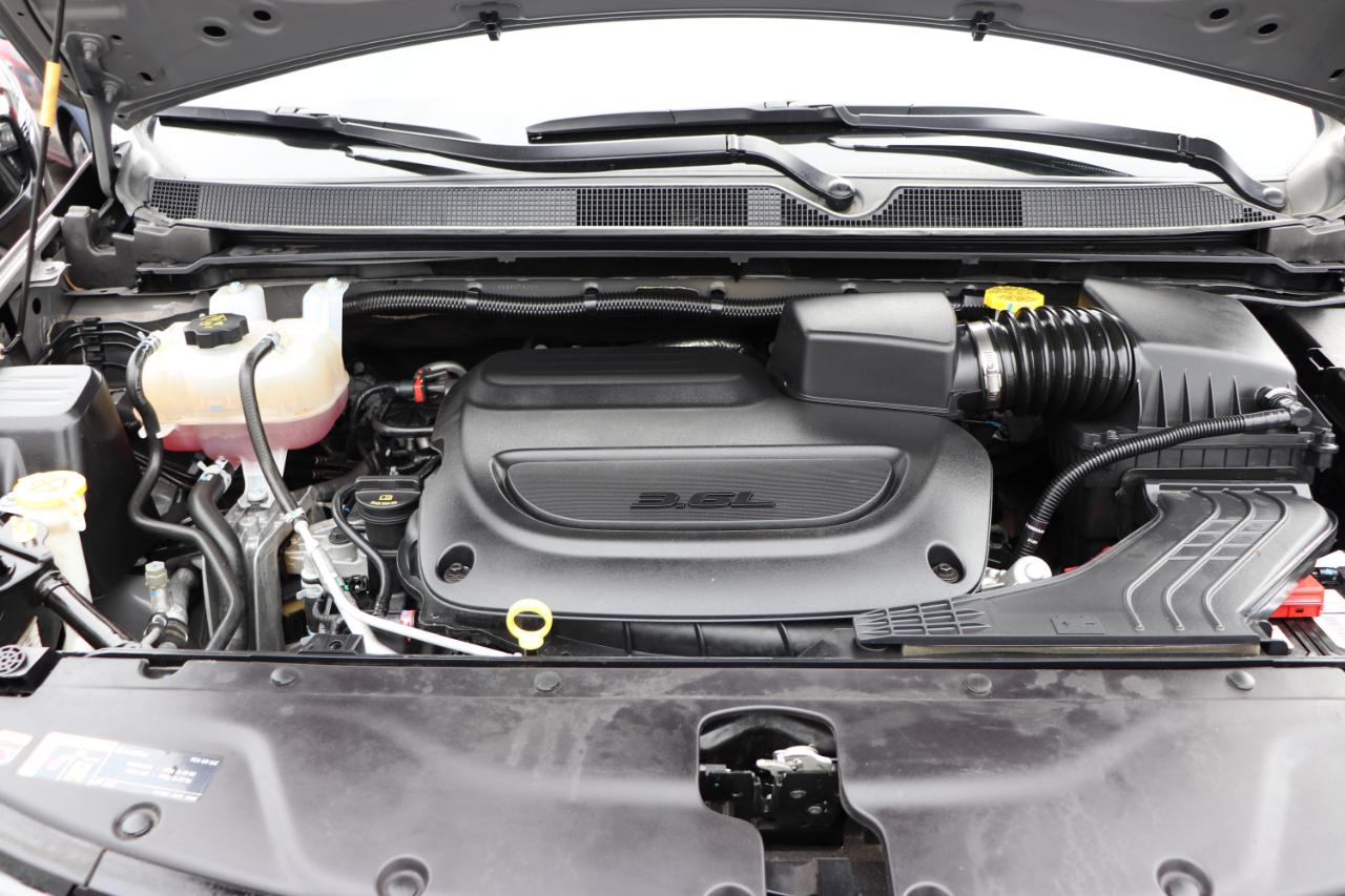 Chrysler Pacifica Limited FWD 2025