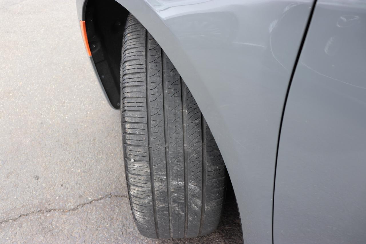 Chrysler Pacifica Limited FWD 2025