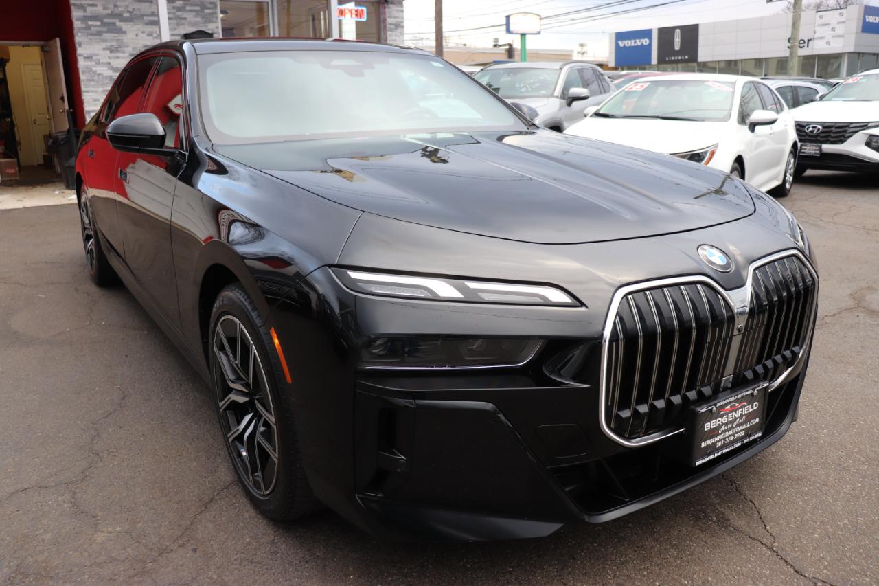 BMW 7 Series 740i xDrive Sedan 2024