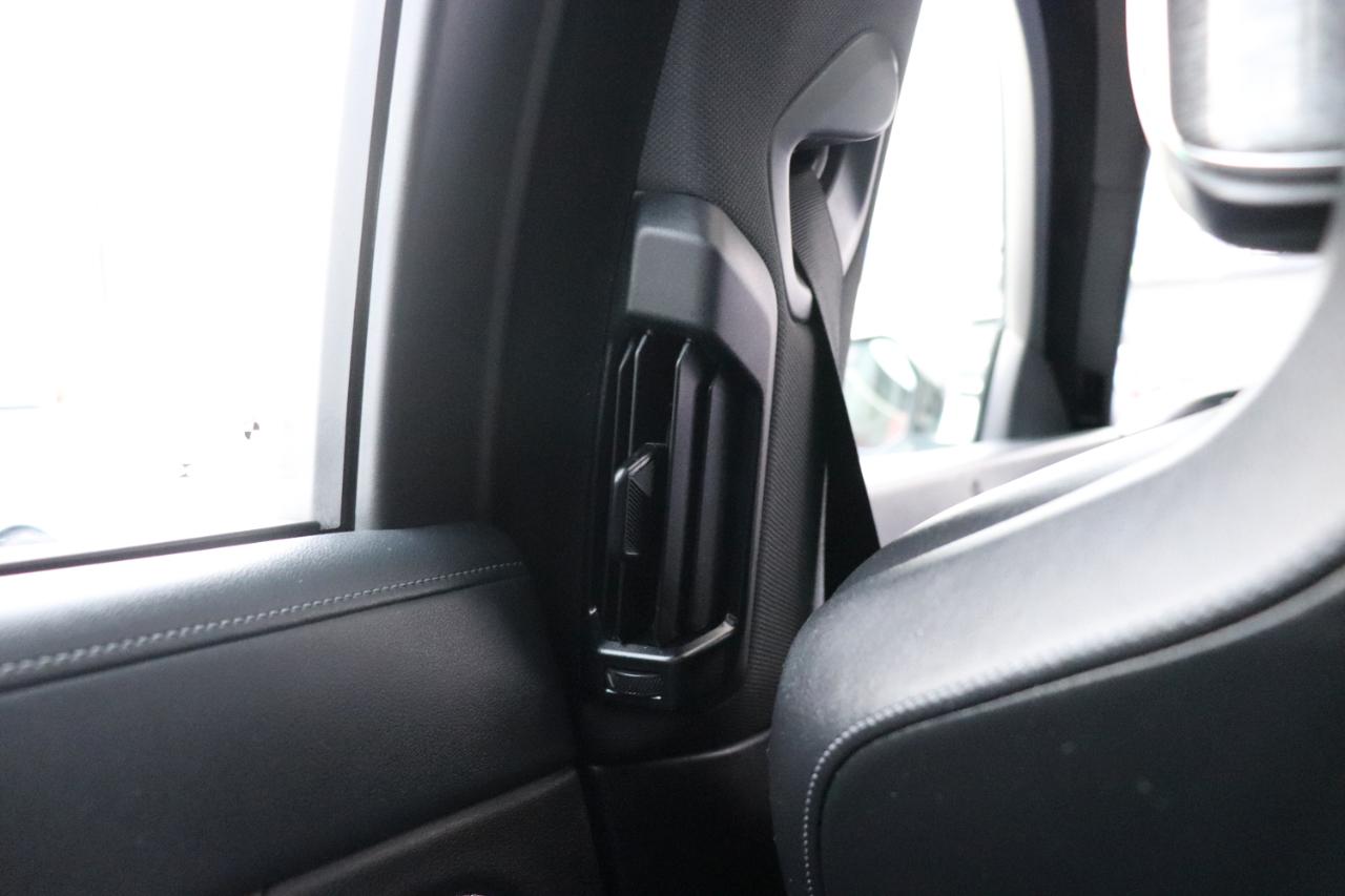 BMW 7 Series 740i xDrive Sedan 2024