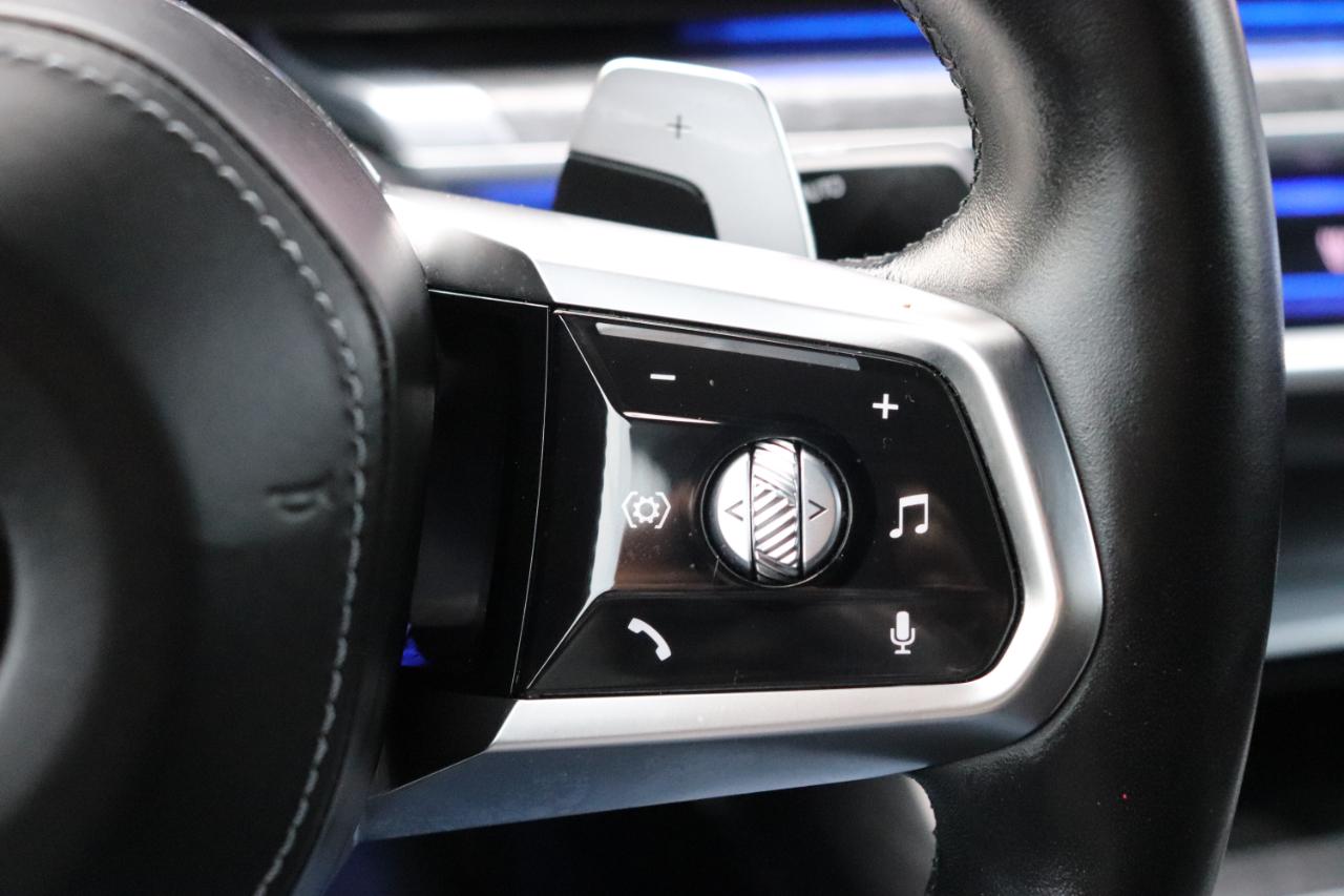 BMW 7 Series 740i xDrive Sedan 2024