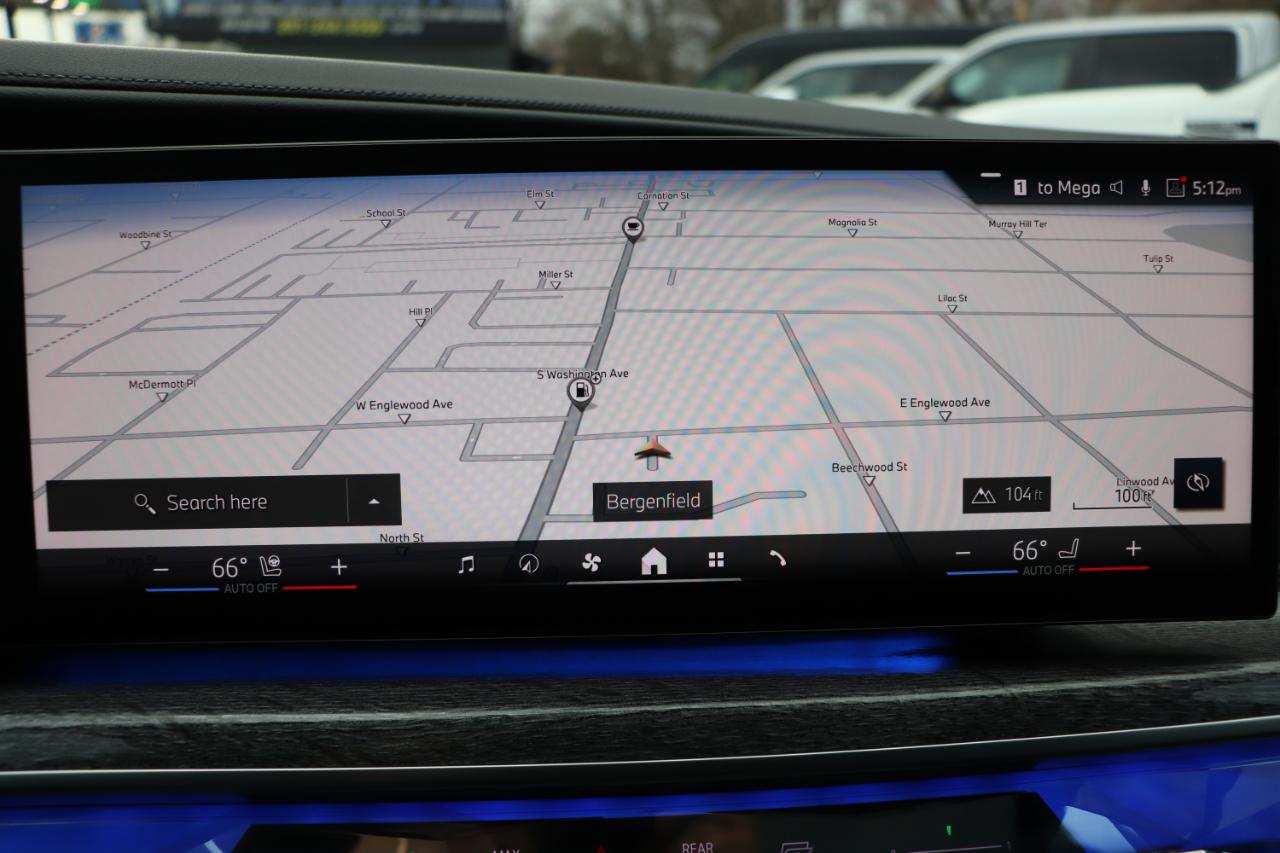 BMW 7 Series 740i xDrive Sedan 2024