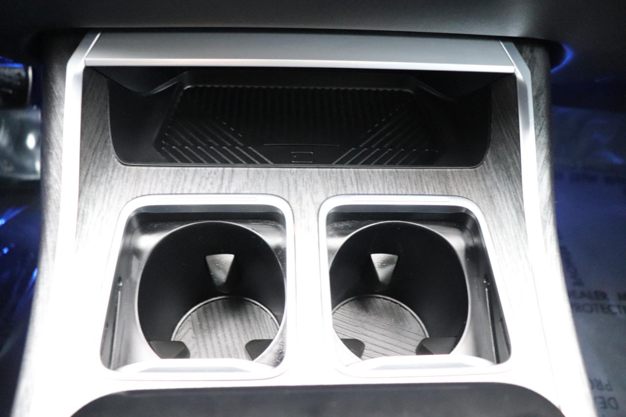 BMW 7 Series 740i xDrive Sedan 2024