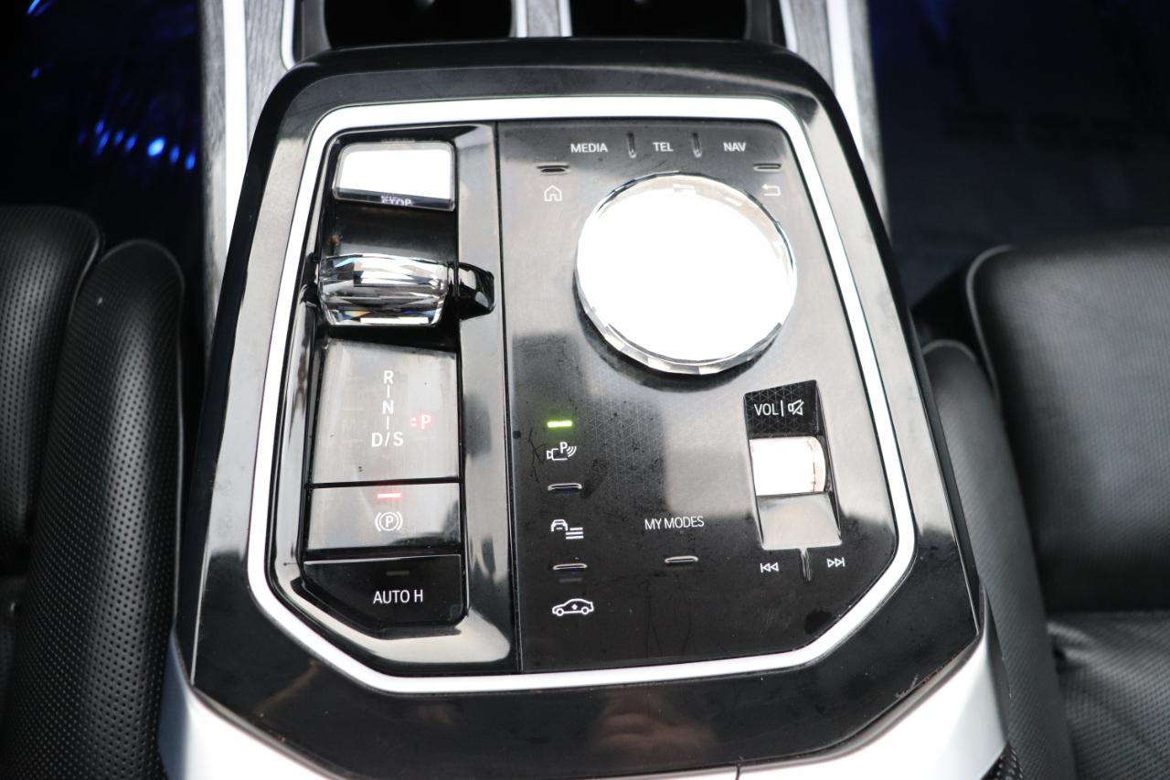 BMW 7 Series 740i xDrive Sedan 2024