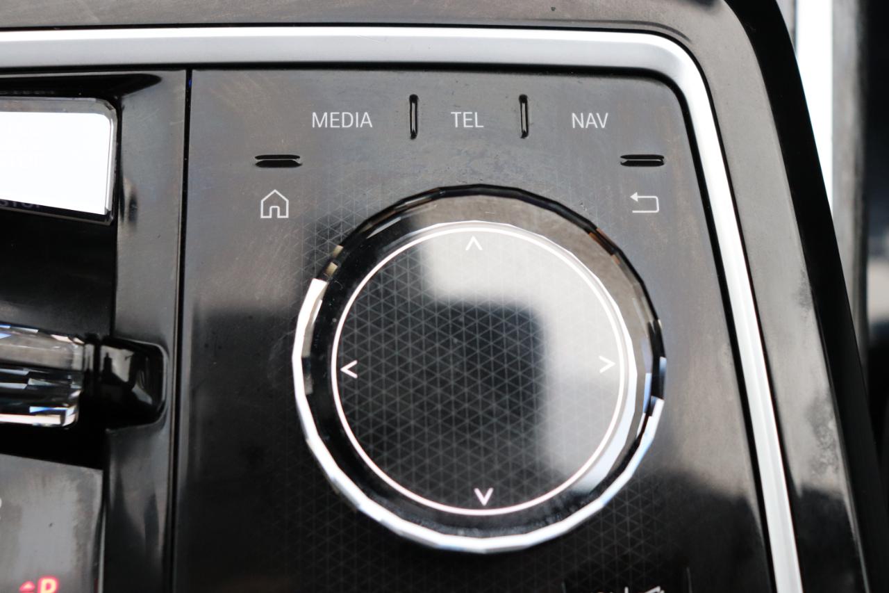 BMW 7 Series 740i xDrive Sedan 2024