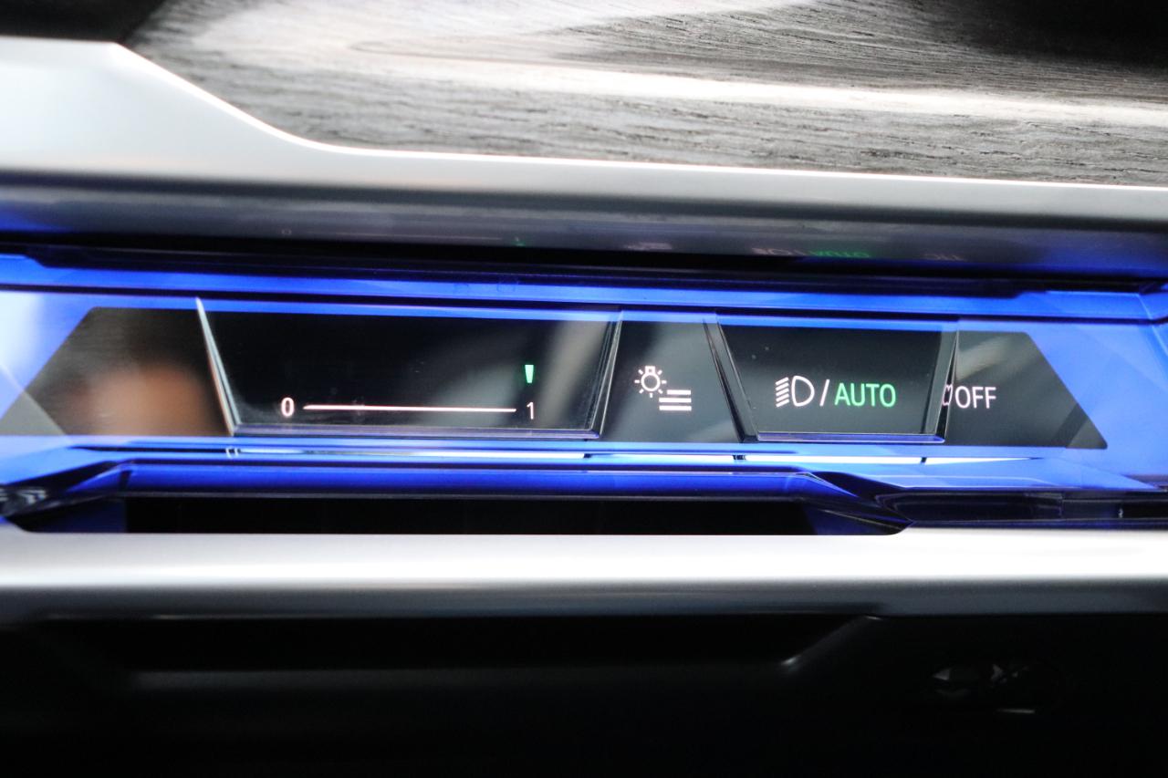 BMW 7 Series 740i xDrive Sedan 2024