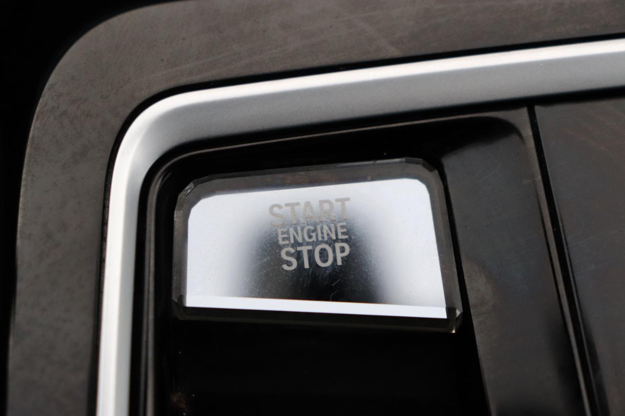 BMW 7 Series 740i xDrive Sedan 2024