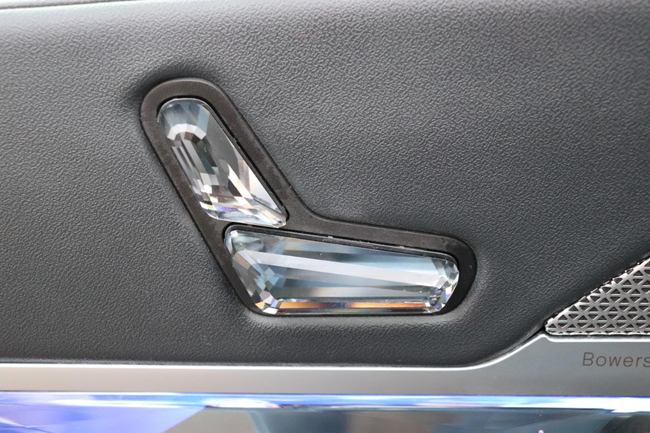 BMW 7 Series 740i xDrive Sedan 2024