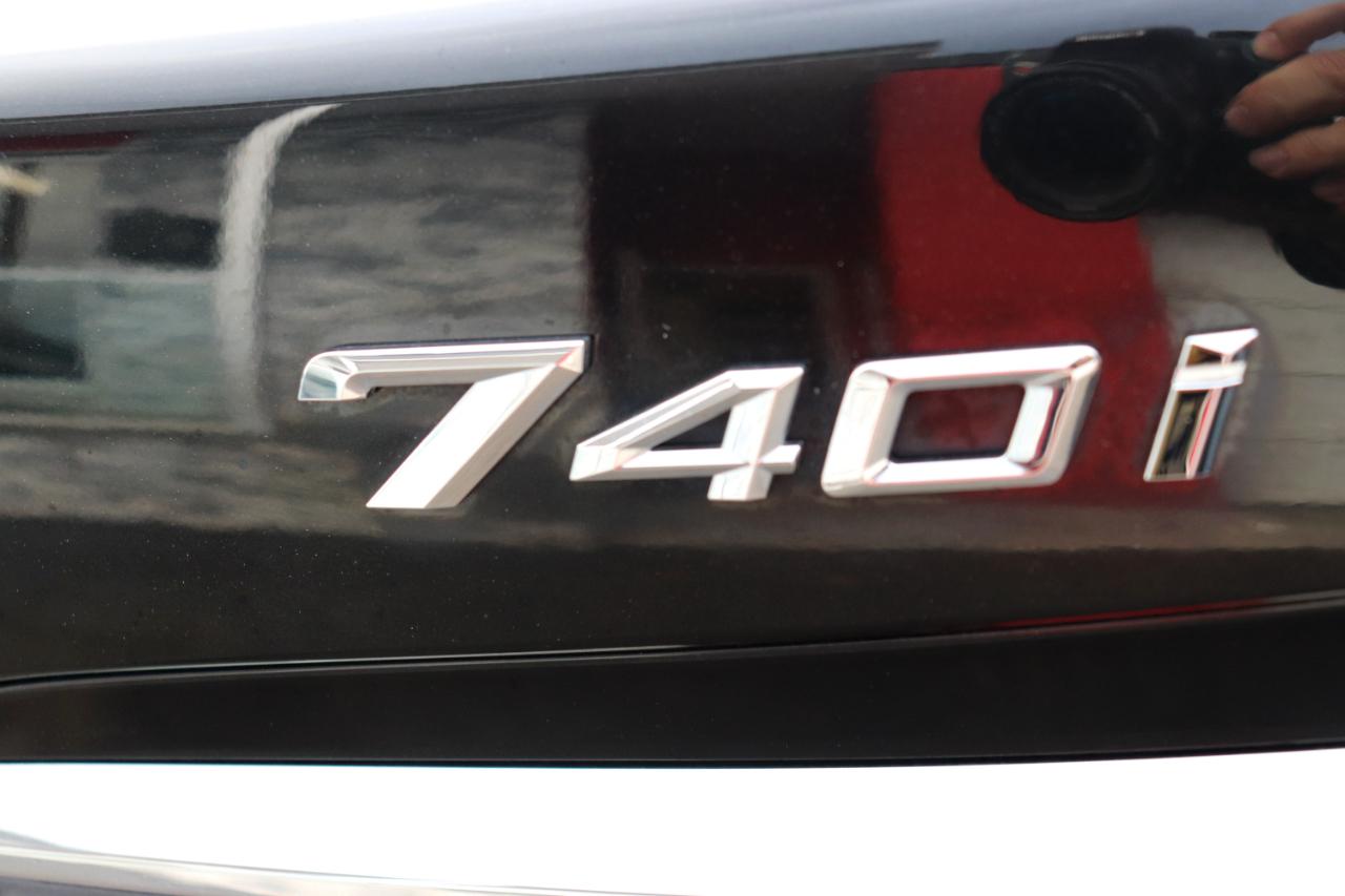 BMW 7 Series 740i xDrive Sedan 2024