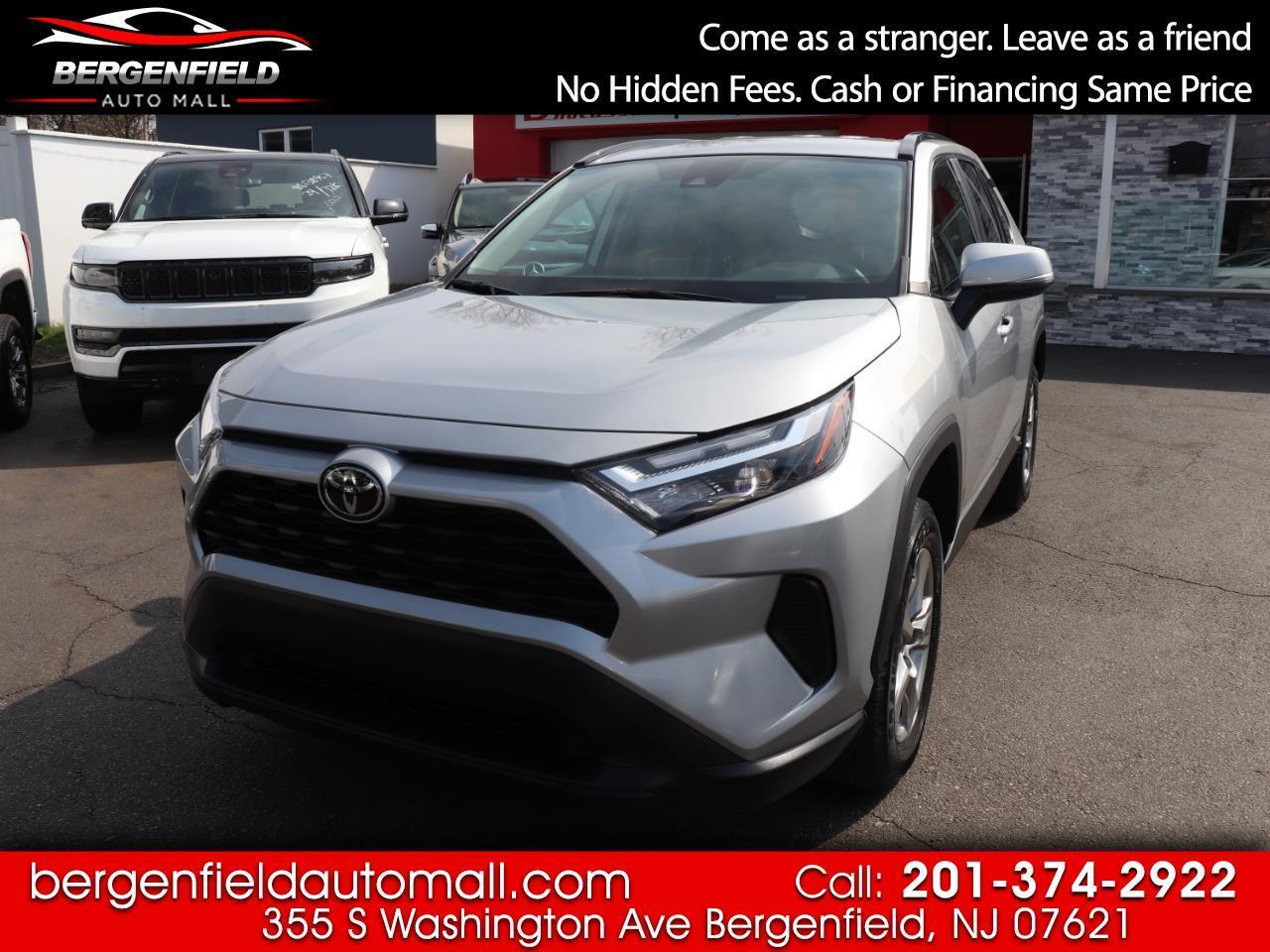 2025 Toyota RAV4 XLE FWD (Natl)