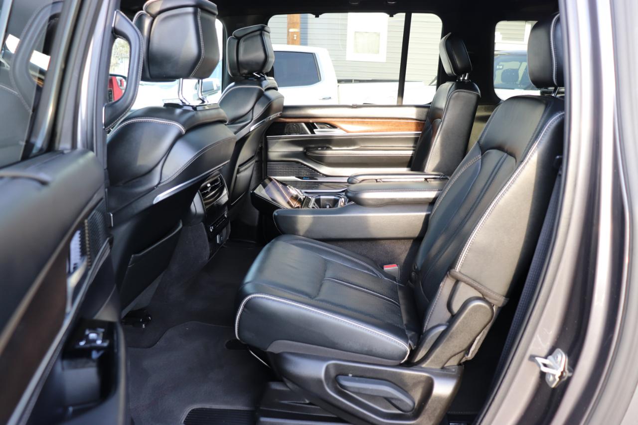 Jeep Grand Wagoneer L Series II 4x4 2023