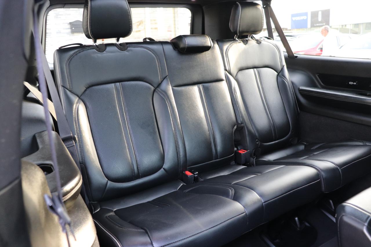 Jeep Grand Wagoneer L Series II 4x4 2023