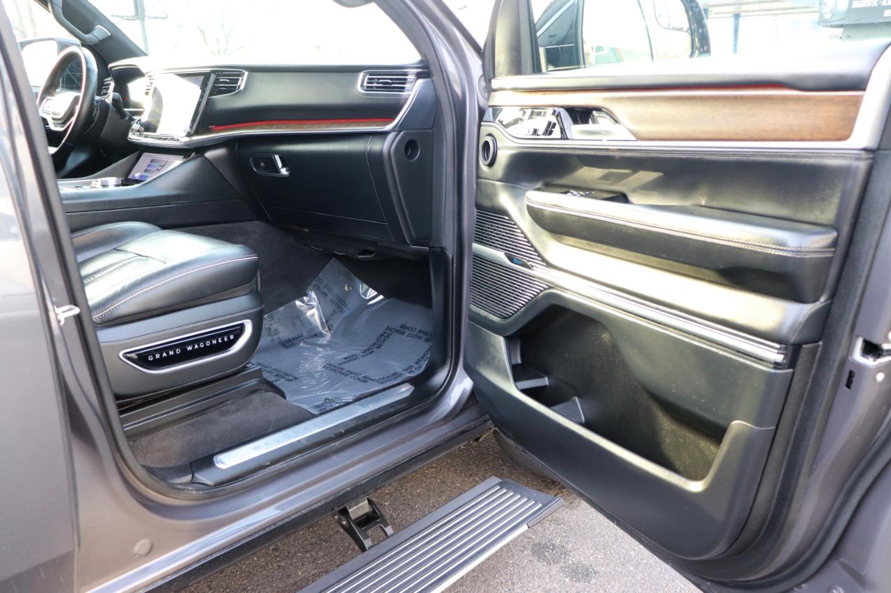 Jeep Grand Wagoneer L Series II 4x4 2023