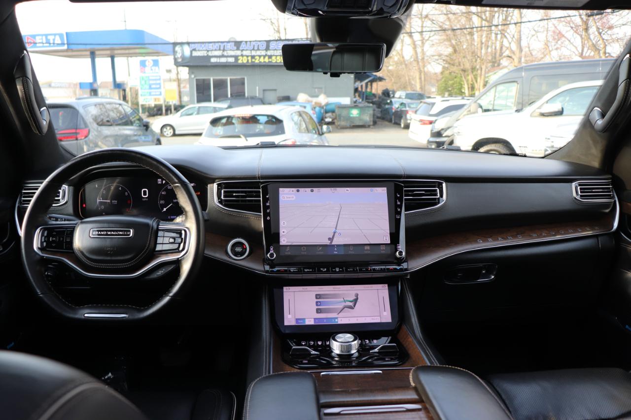 Jeep Grand Wagoneer L Series II 4x4 2023