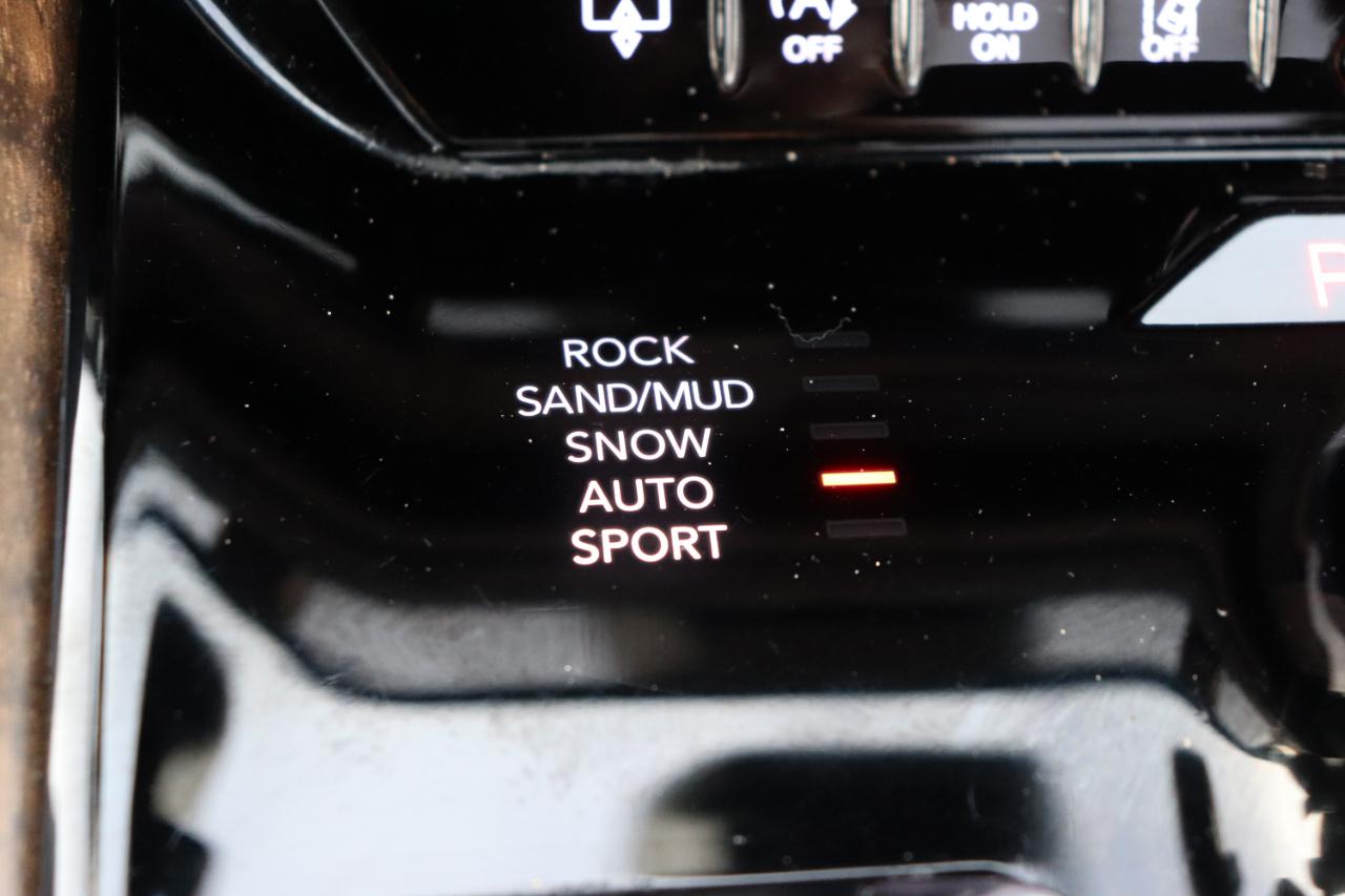 Jeep Grand Wagoneer L Series II 4x4 2023