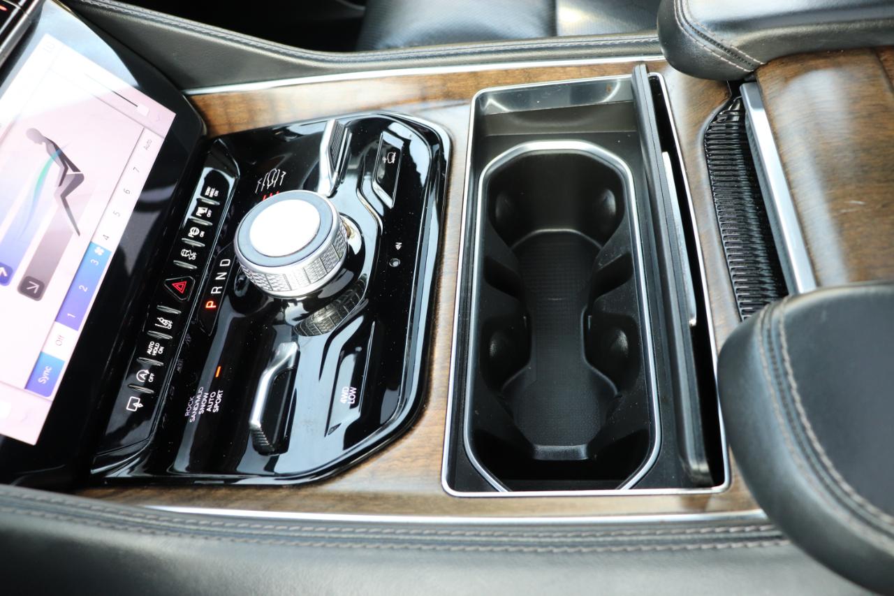 Jeep Grand Wagoneer L Series II 4x4 2023