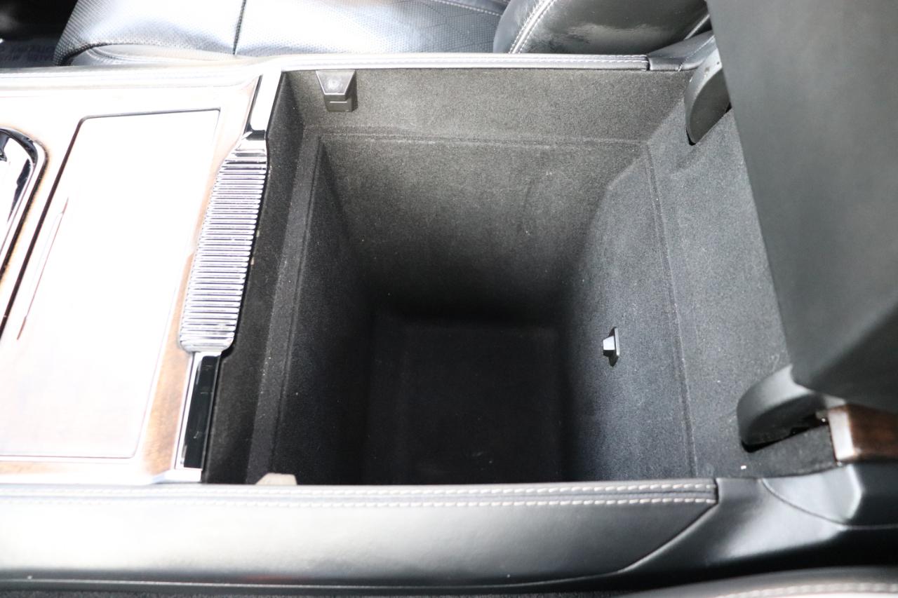 Jeep Grand Wagoneer L Series II 4x4 2023