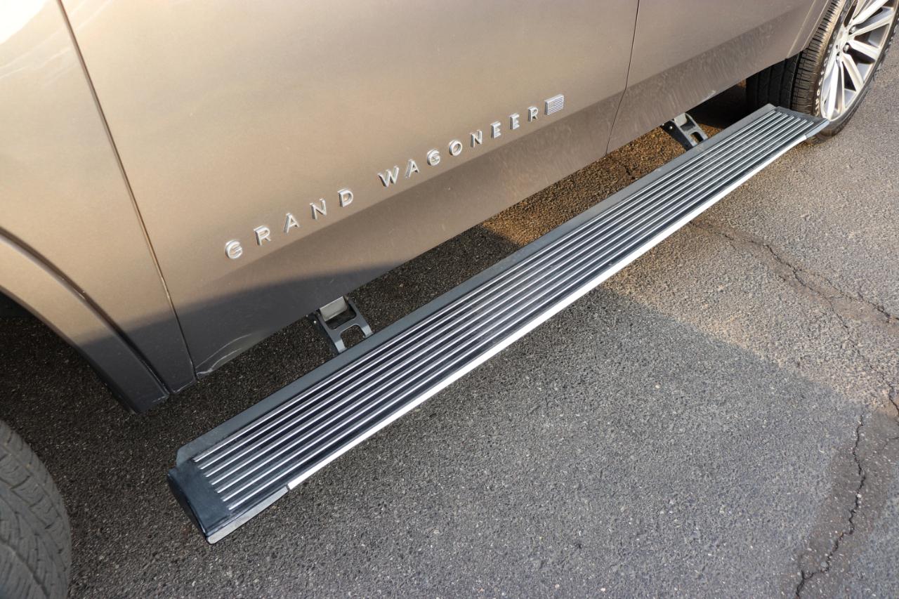 Jeep Grand Wagoneer L Series II 4x4 2023