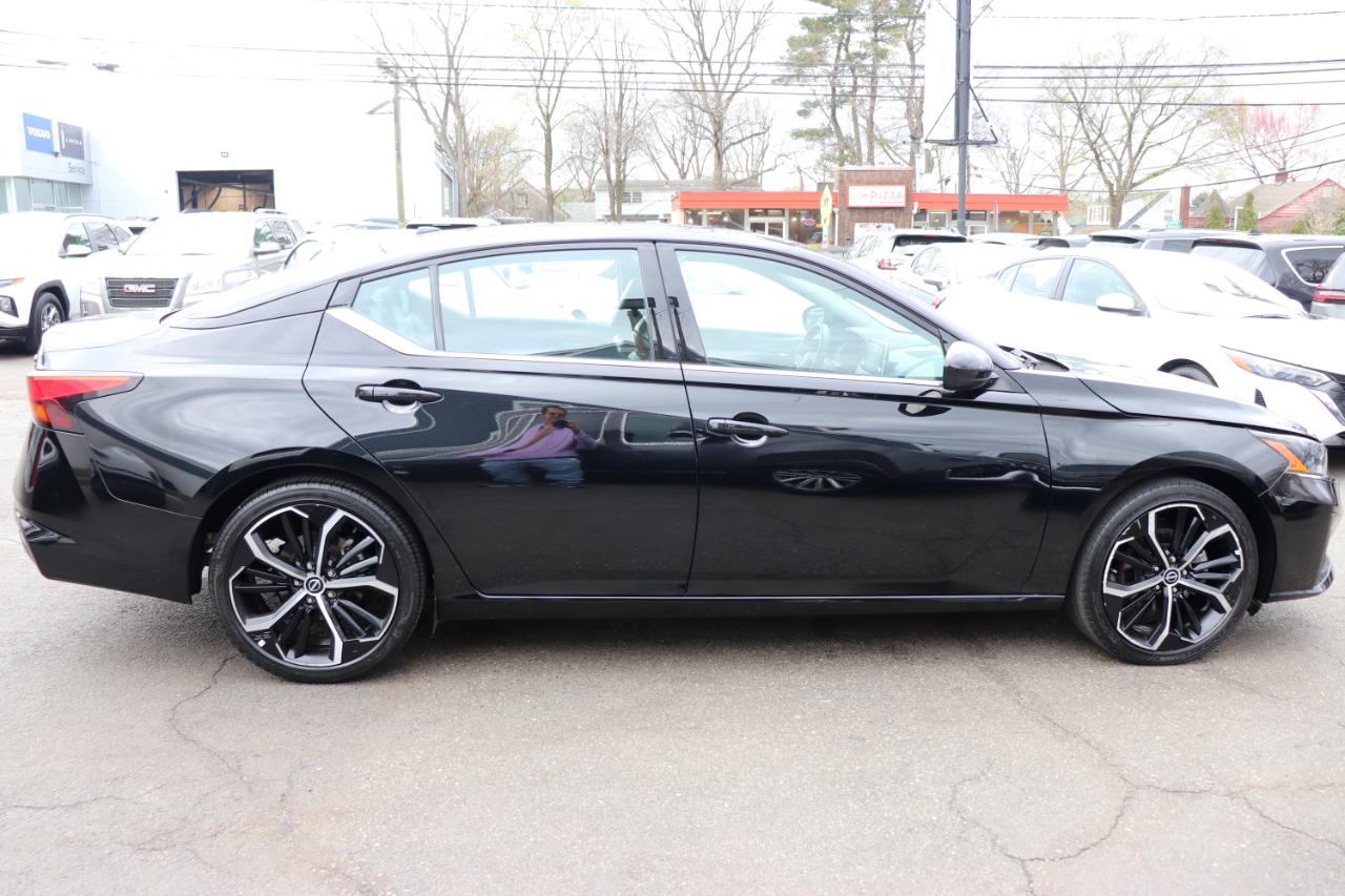 Nissan Altima 2.5 SR Sedan 2024