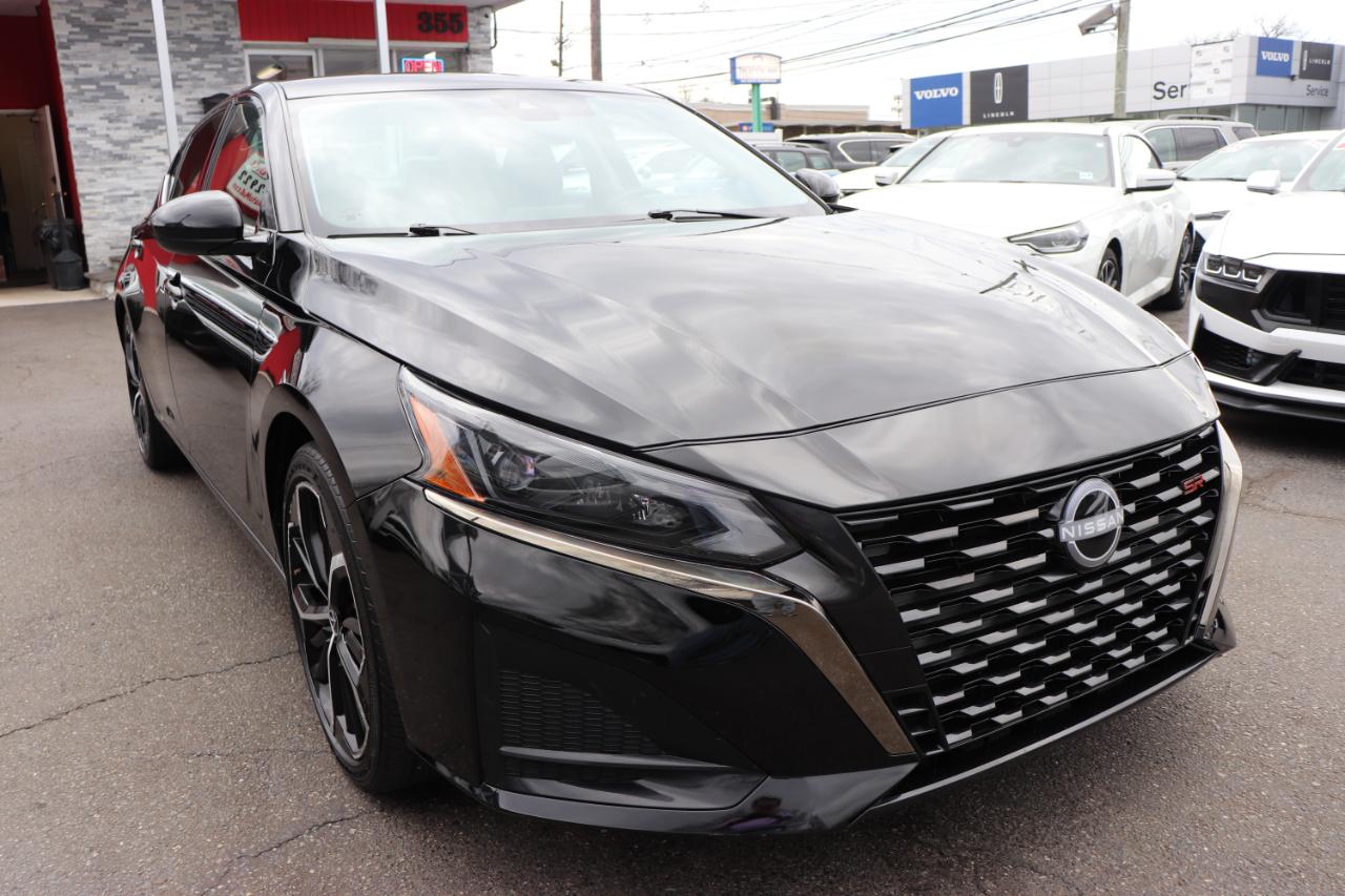 Nissan Altima 2.5 SR Sedan 2024