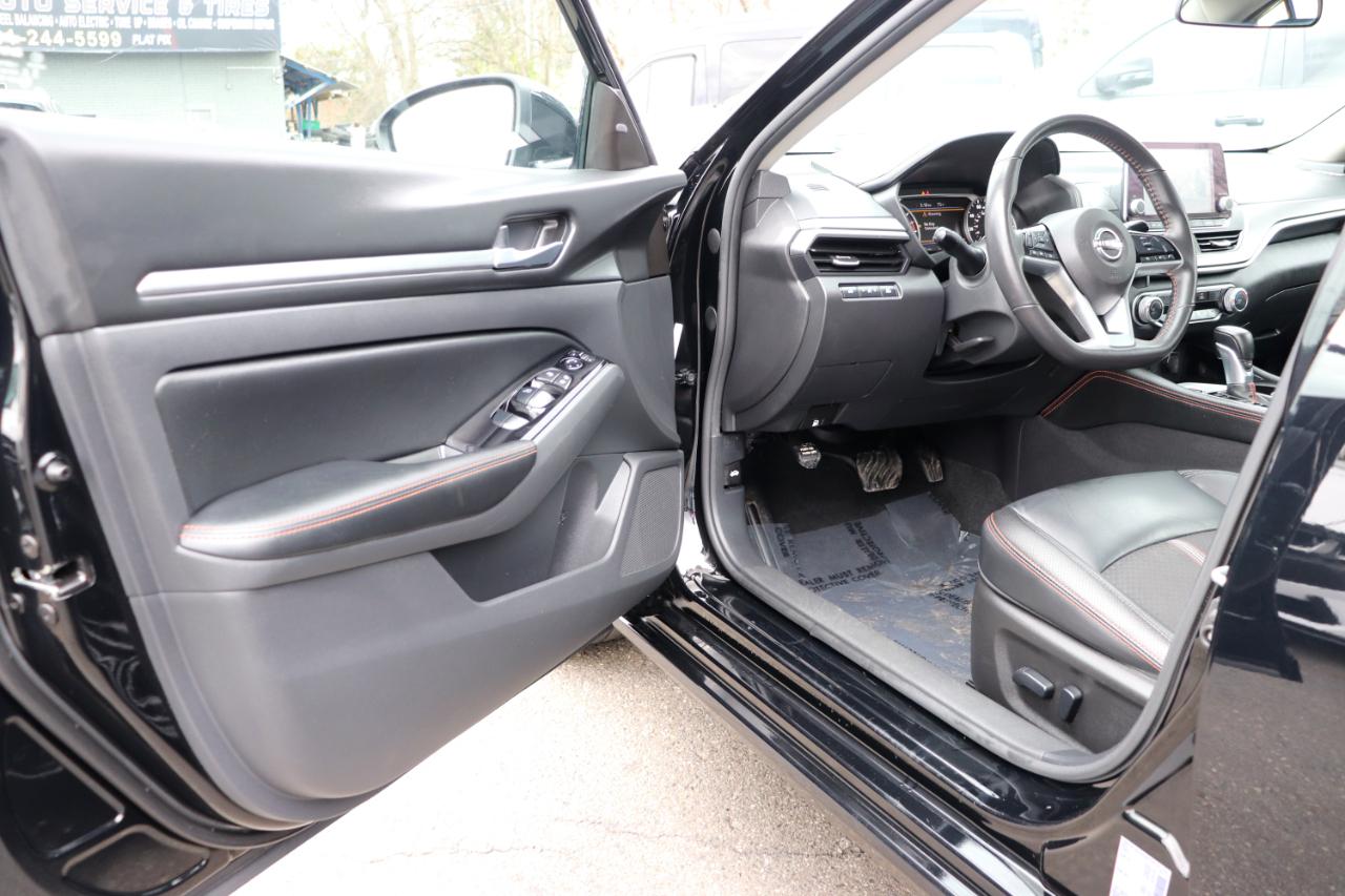 Nissan Altima 2.5 SR Sedan 2024