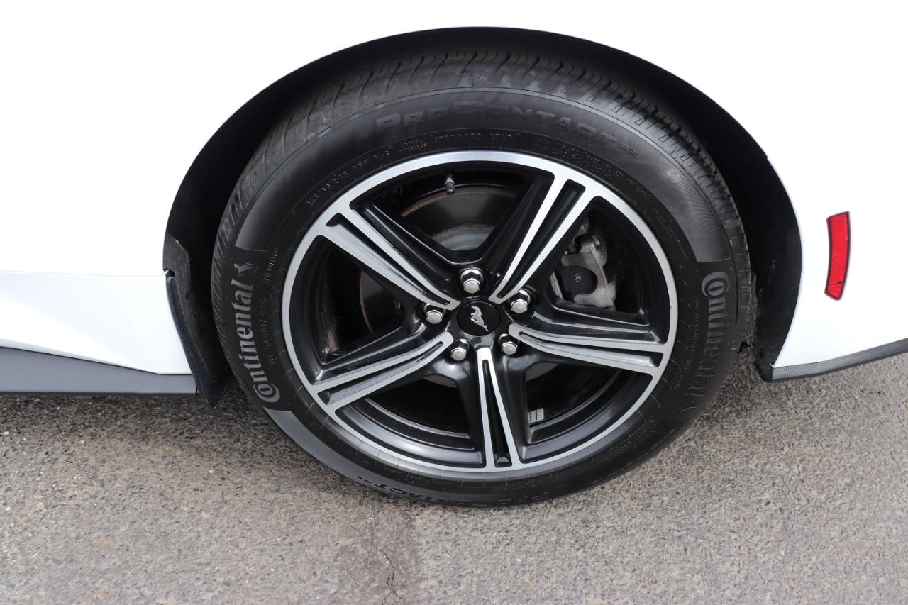 Ford Mustang EcoBoost Convertible 2025