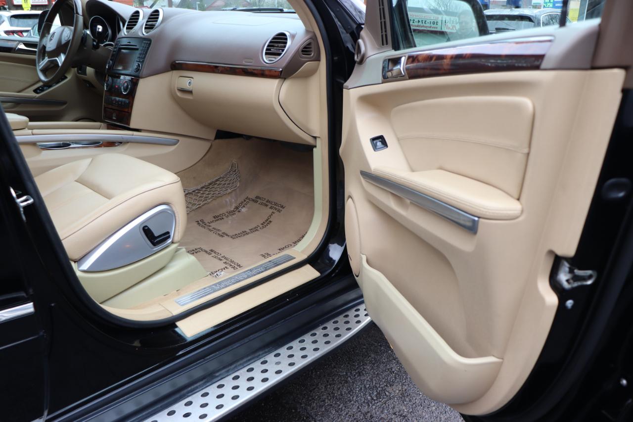 Mercedes-Benz GL-Class 4MATIC 4dr GL 450 2010