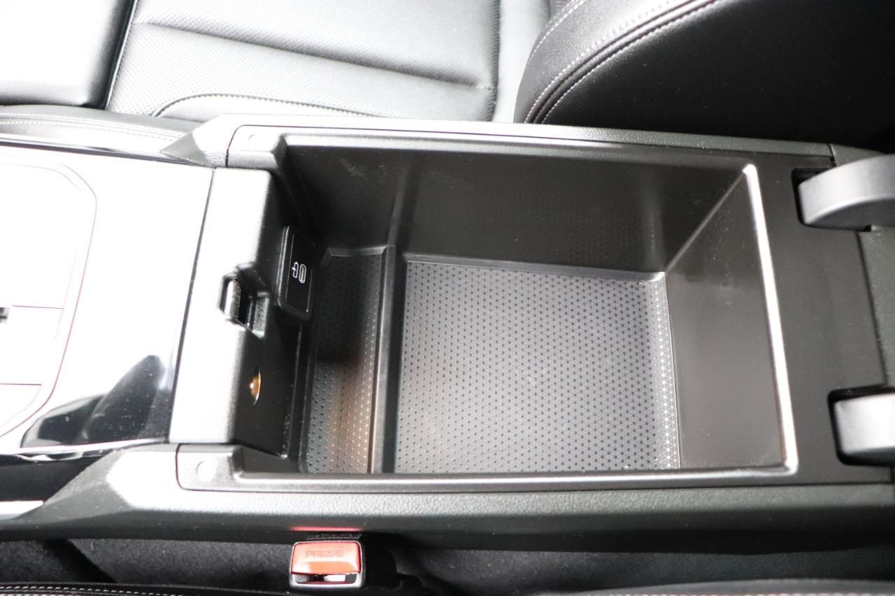 BMW 2 Series 230i xDrive Coupe 2024