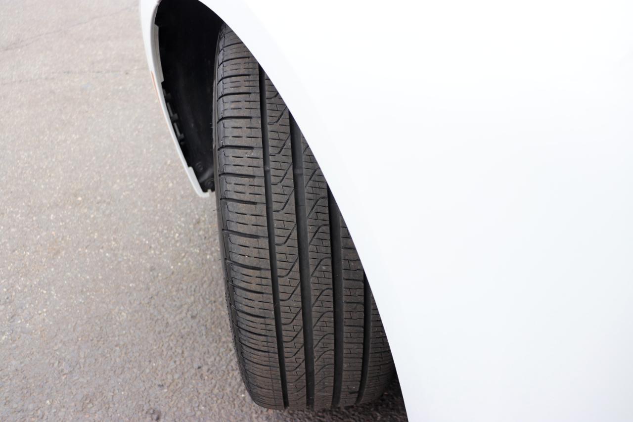 BMW 2 Series 230i xDrive Coupe 2024