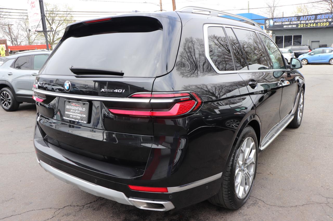BMW X7 xDrive40i Sports Activity Vehicle 2025
