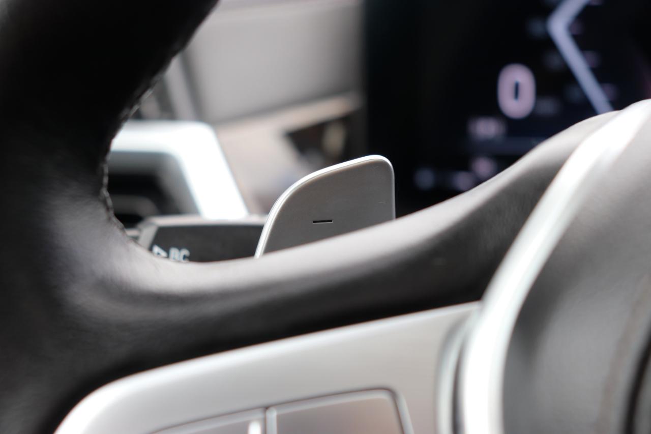 BMW X7 xDrive40i Sports Activity Vehicle 2025