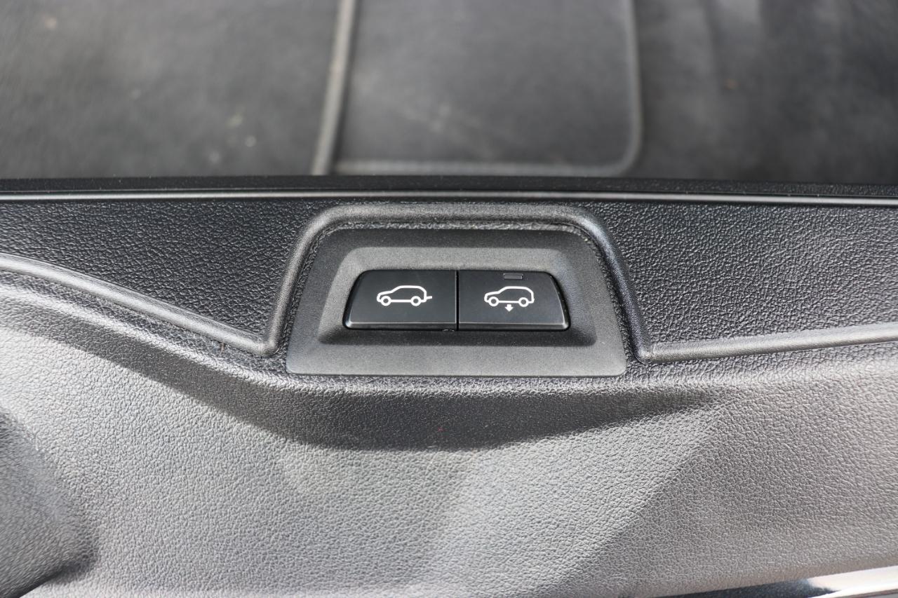 BMW X7 xDrive40i Sports Activity Vehicle 2025