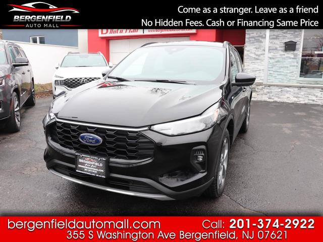 Black 2025 Ford Escape ST-Line Select AWD SUV / Crossover All-Wheel Drive Automatic