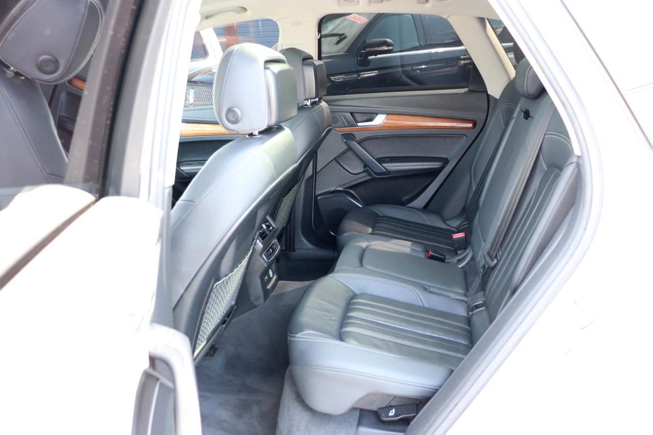 Audi Q5 Premium Plus 45 TFSI quattro 2021