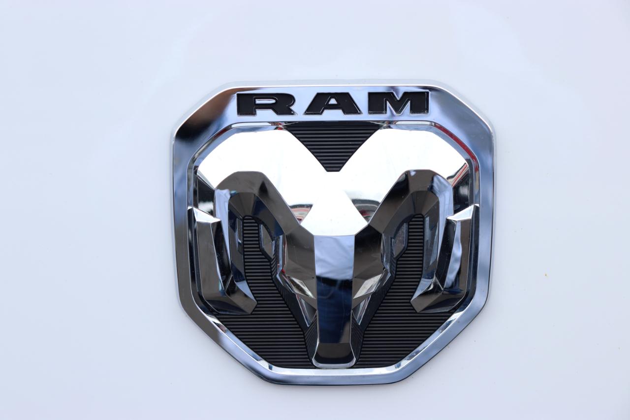 RAM ProMaster Cargo Van Tradesman 2500 High Roof 159" WB w/Pass Seat 2025