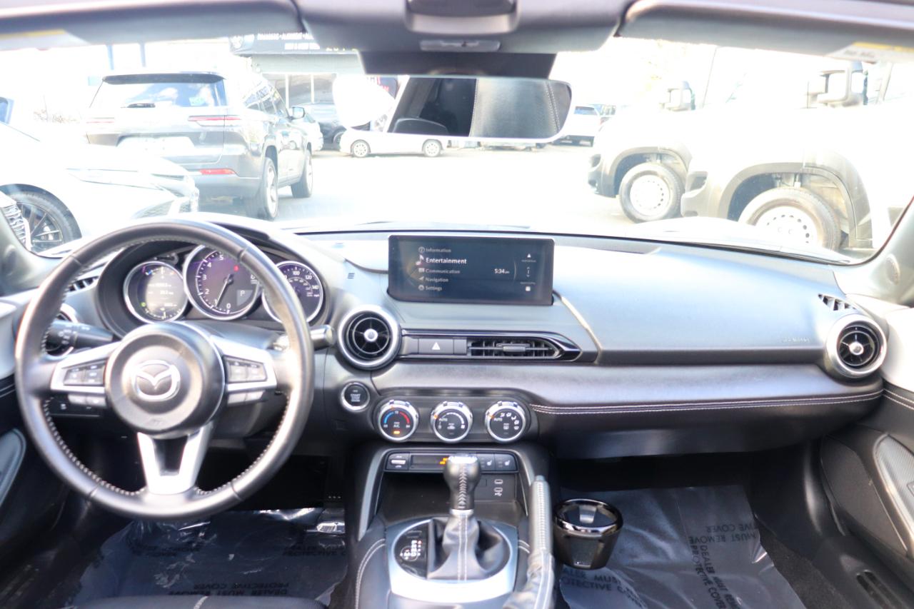 Mazda MX-5 Miata RF Grand Touring Auto 2025