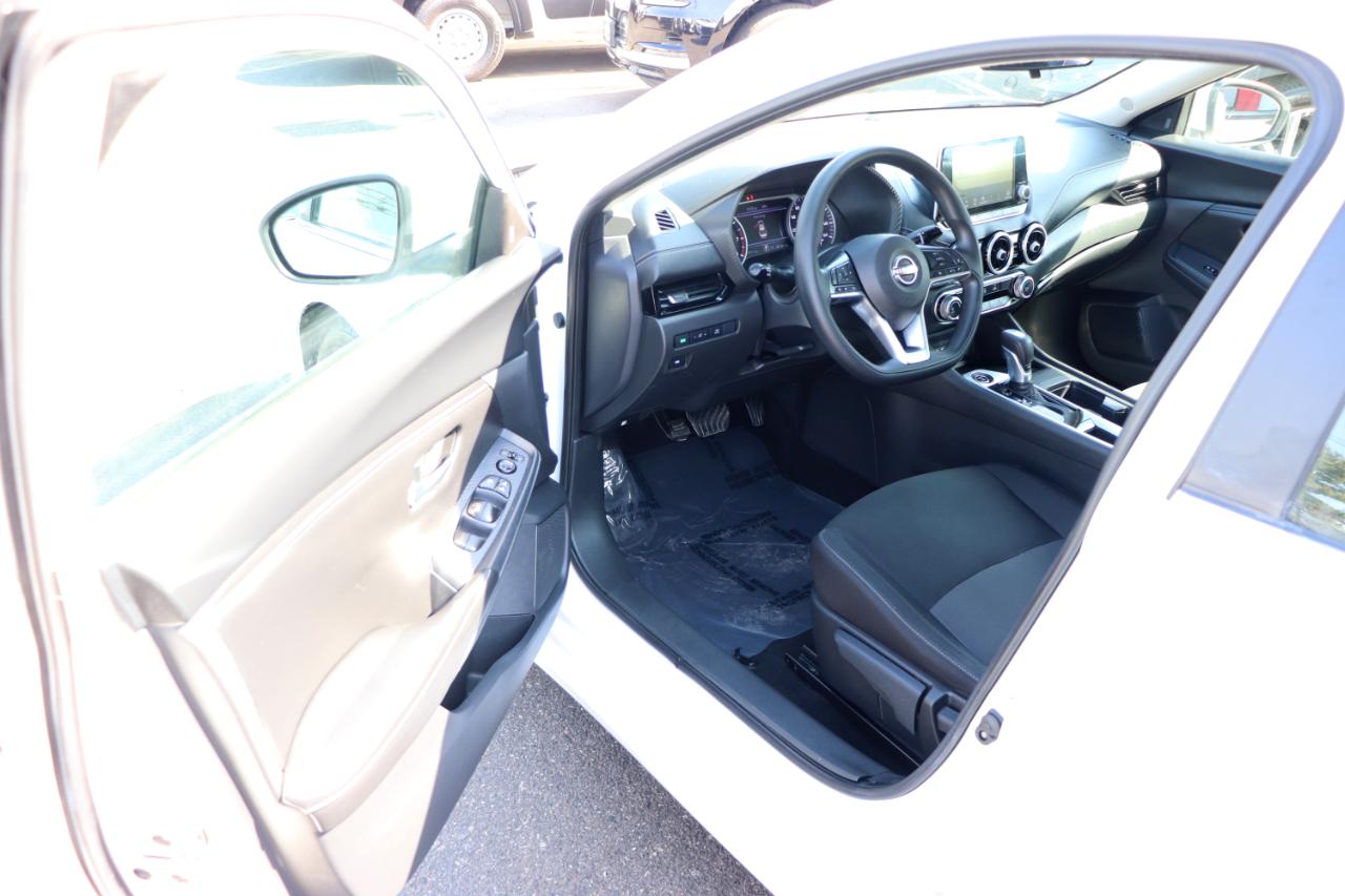 Nissan Sentra SV CVT 2024