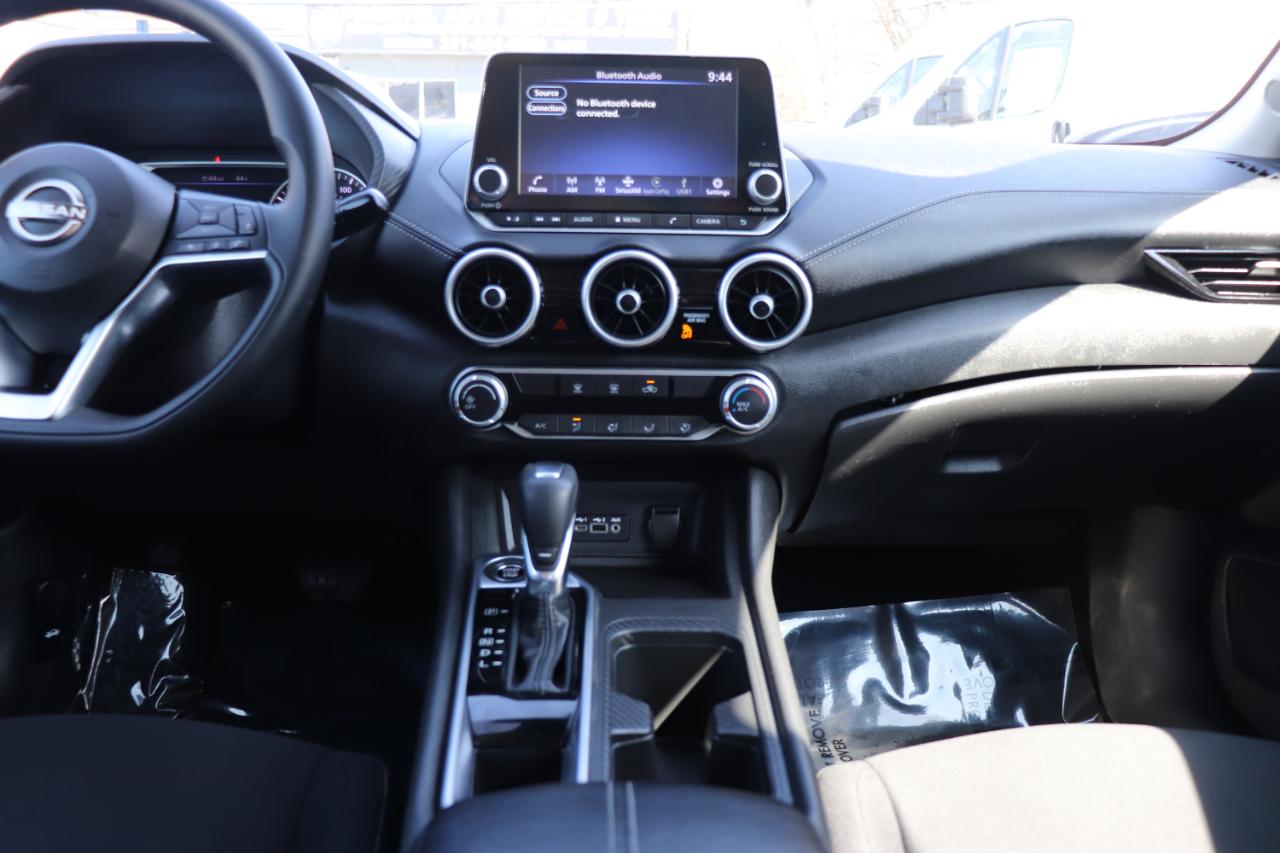 Nissan Sentra SV CVT 2024