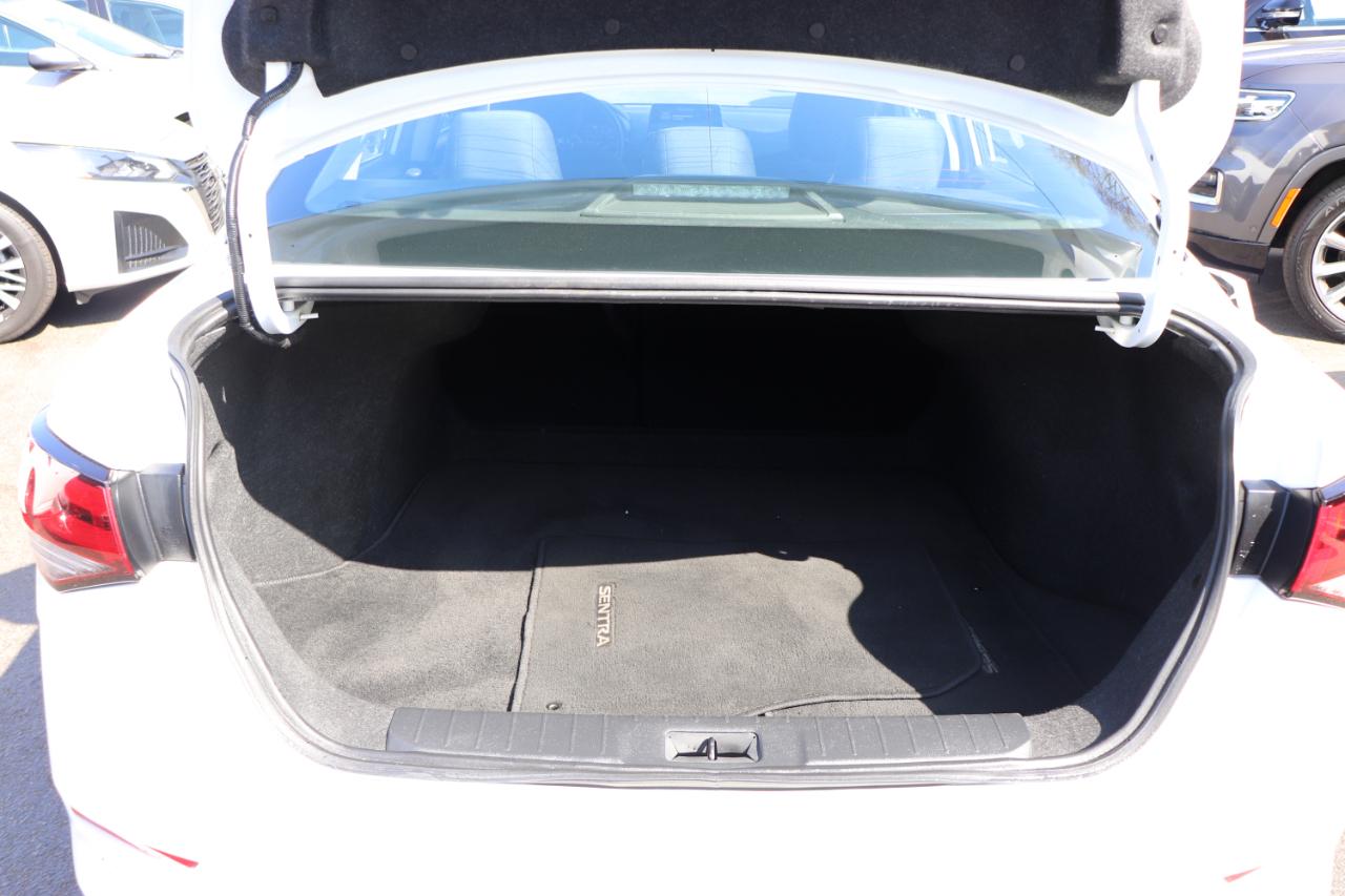 Nissan Sentra SV CVT 2024