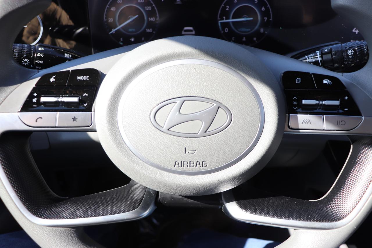 Hyundai Elantra SEL IVT 2024