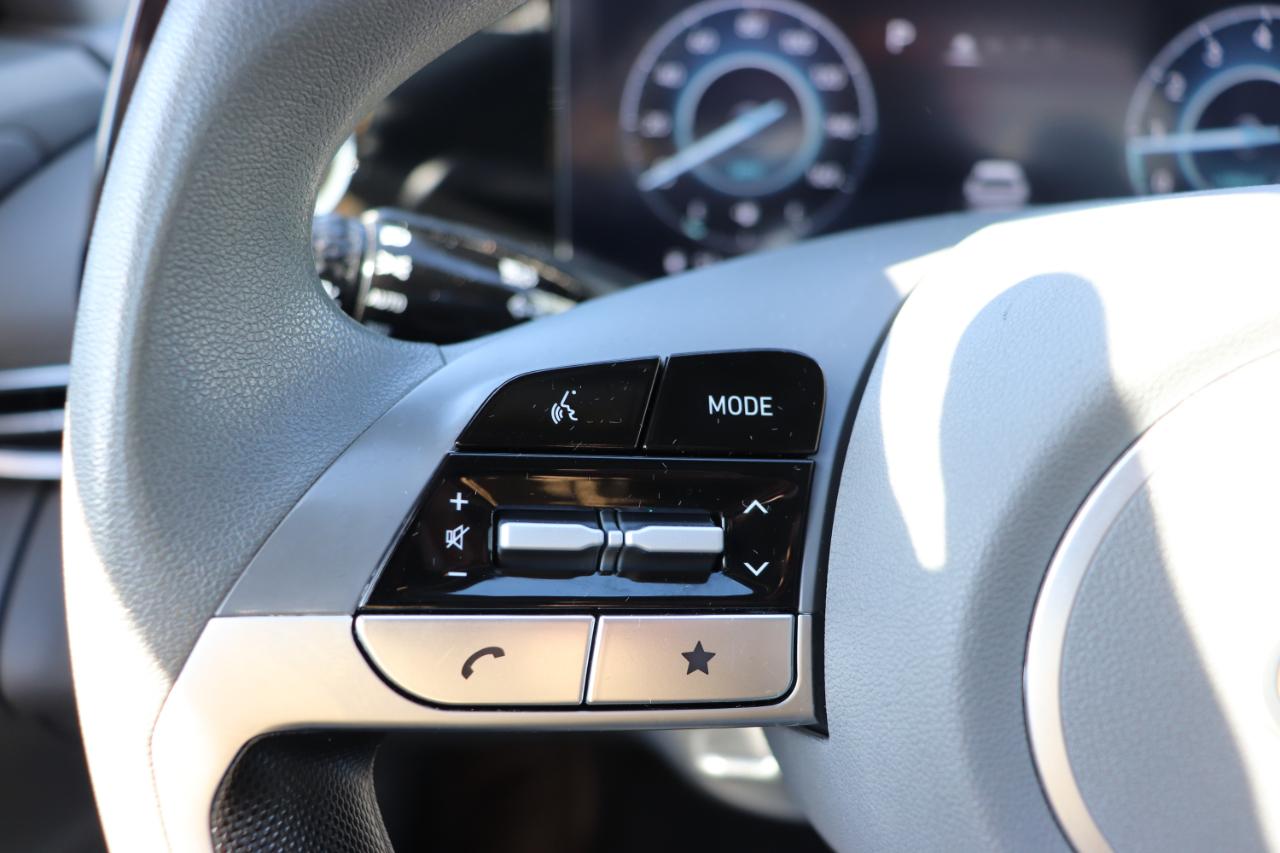 Hyundai Elantra SEL IVT 2024