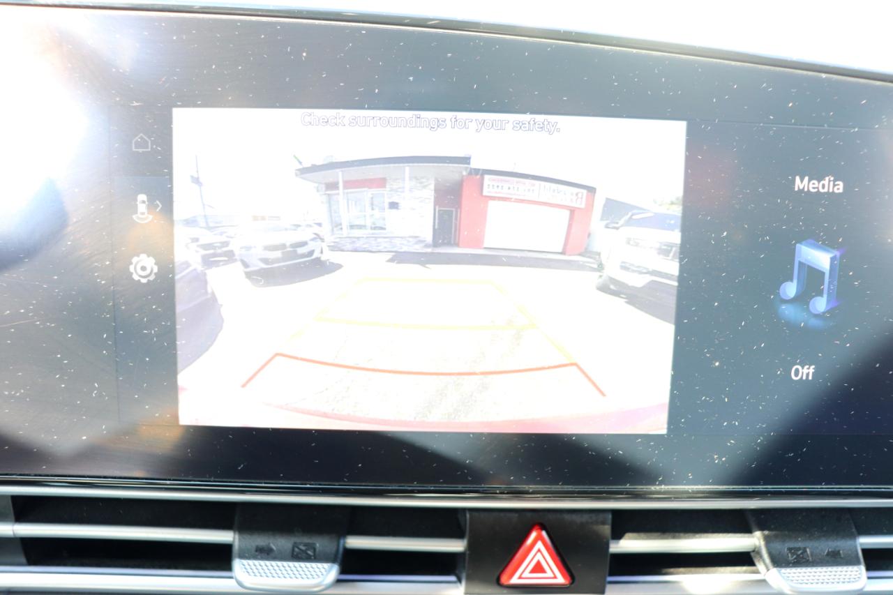 Hyundai Elantra SEL IVT 2024