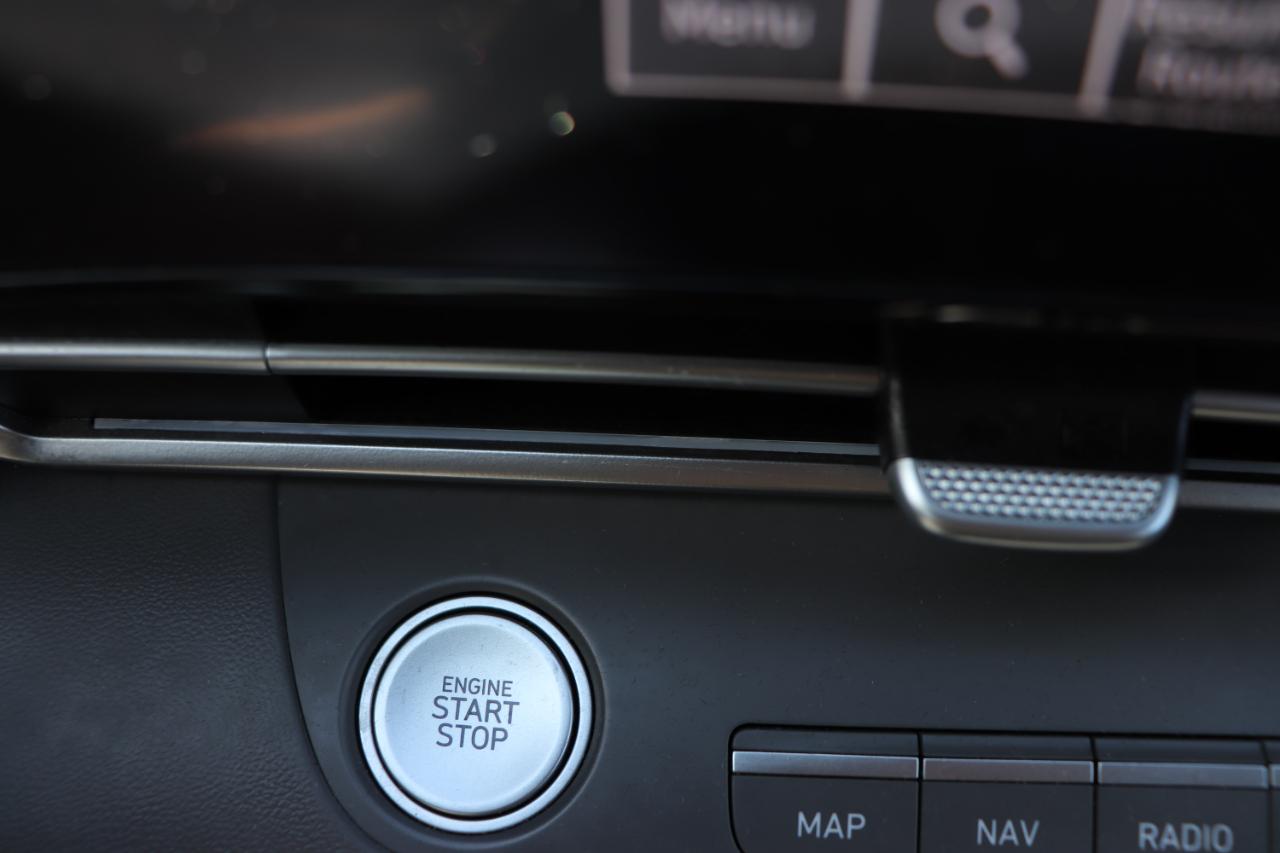 Hyundai Elantra SEL IVT 2024