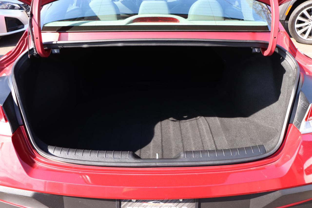 Hyundai Elantra SEL IVT 2024