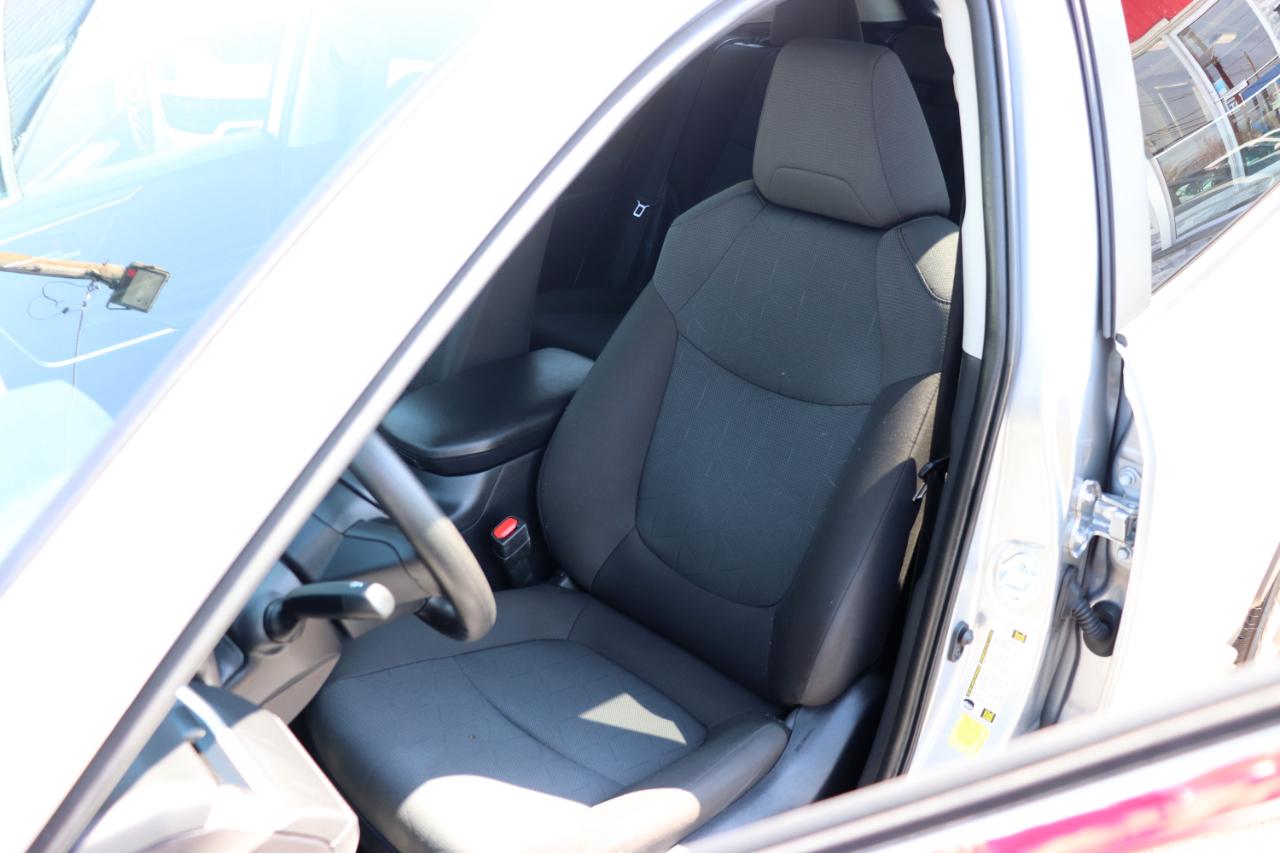 Toyota RAV4 XLE AWD (Natl) 2025