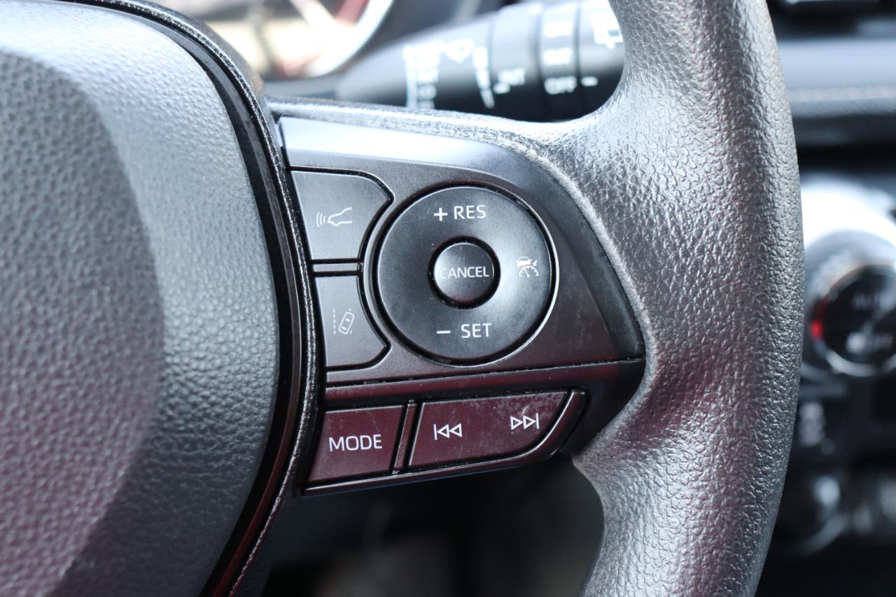 Toyota RAV4 XLE AWD (Natl) 2025