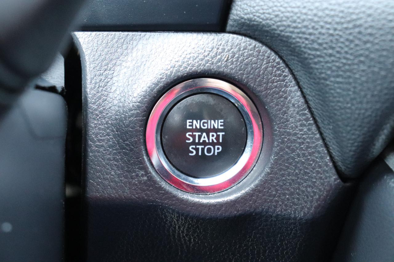 Toyota RAV4 XLE AWD (Natl) 2025